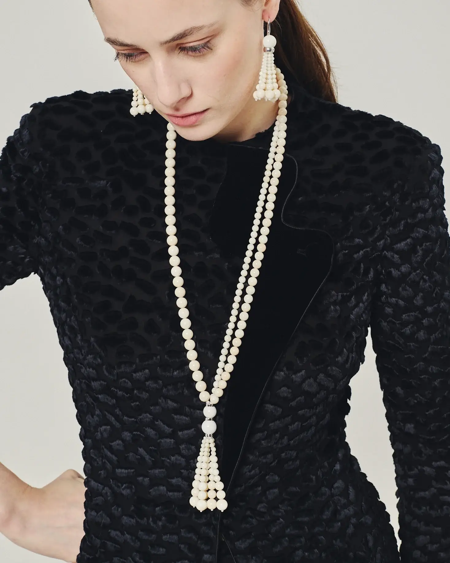 Le Sundial beaded necklace