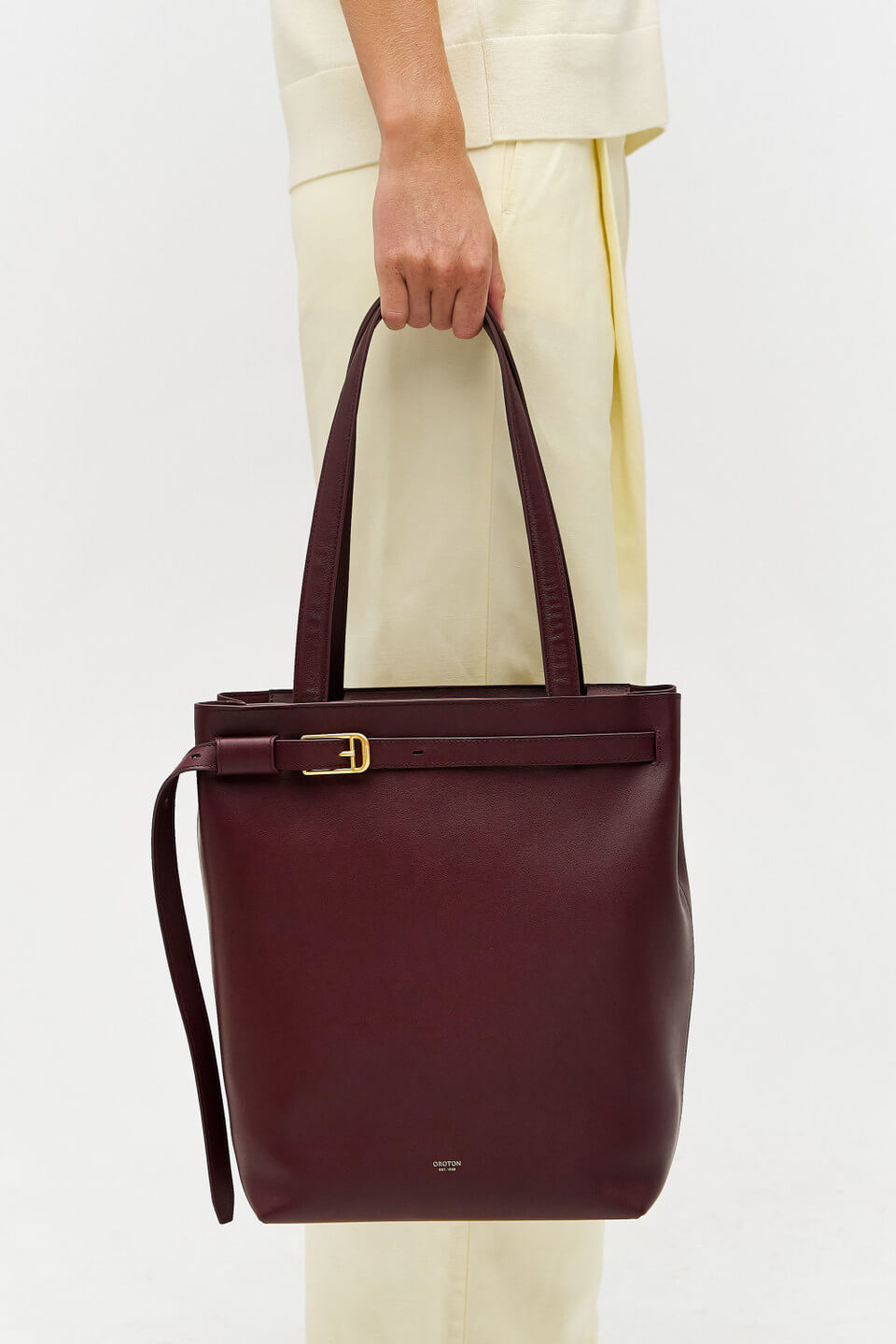 Oroton Cali tote currant