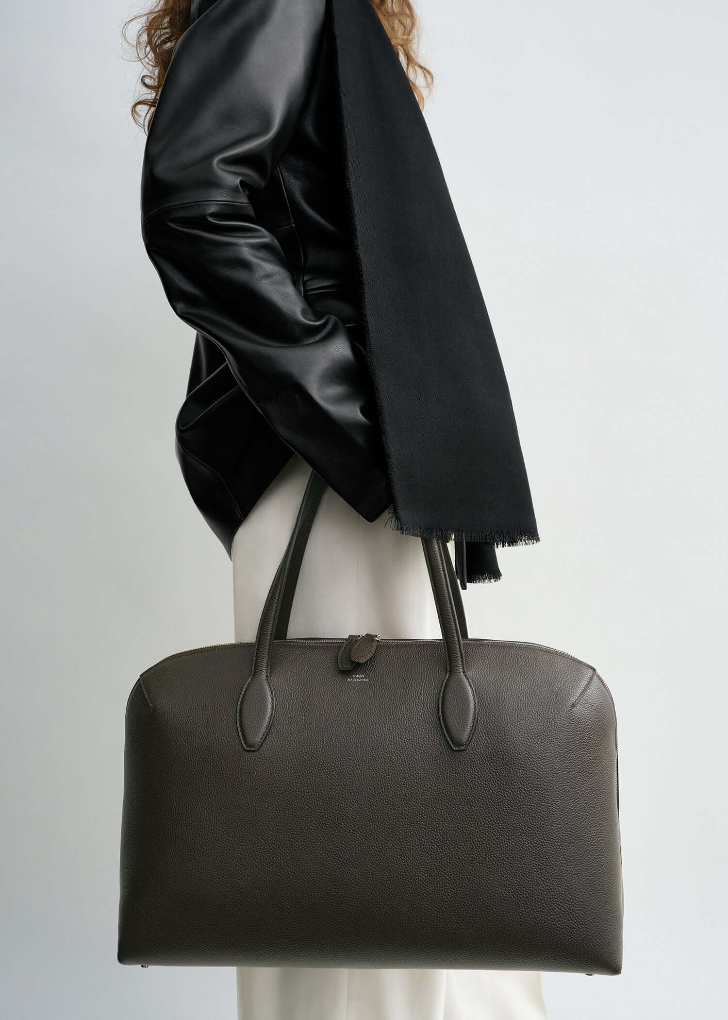 Toteme leather day tote bag brown