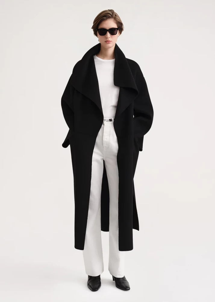 Toteme Signature black cashmere coat