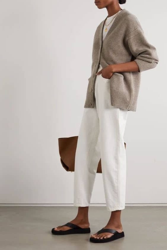 Oversized knit with jeand