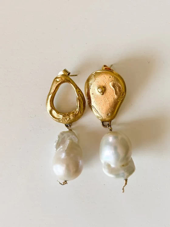 Alighieri pearl earrings