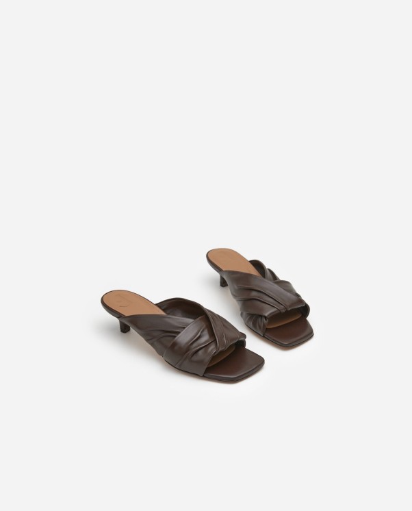 Flattered Emi Sandals brown