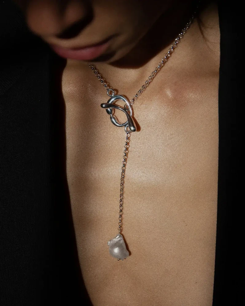 Mara Paris Toggle chain pearl silver necklace