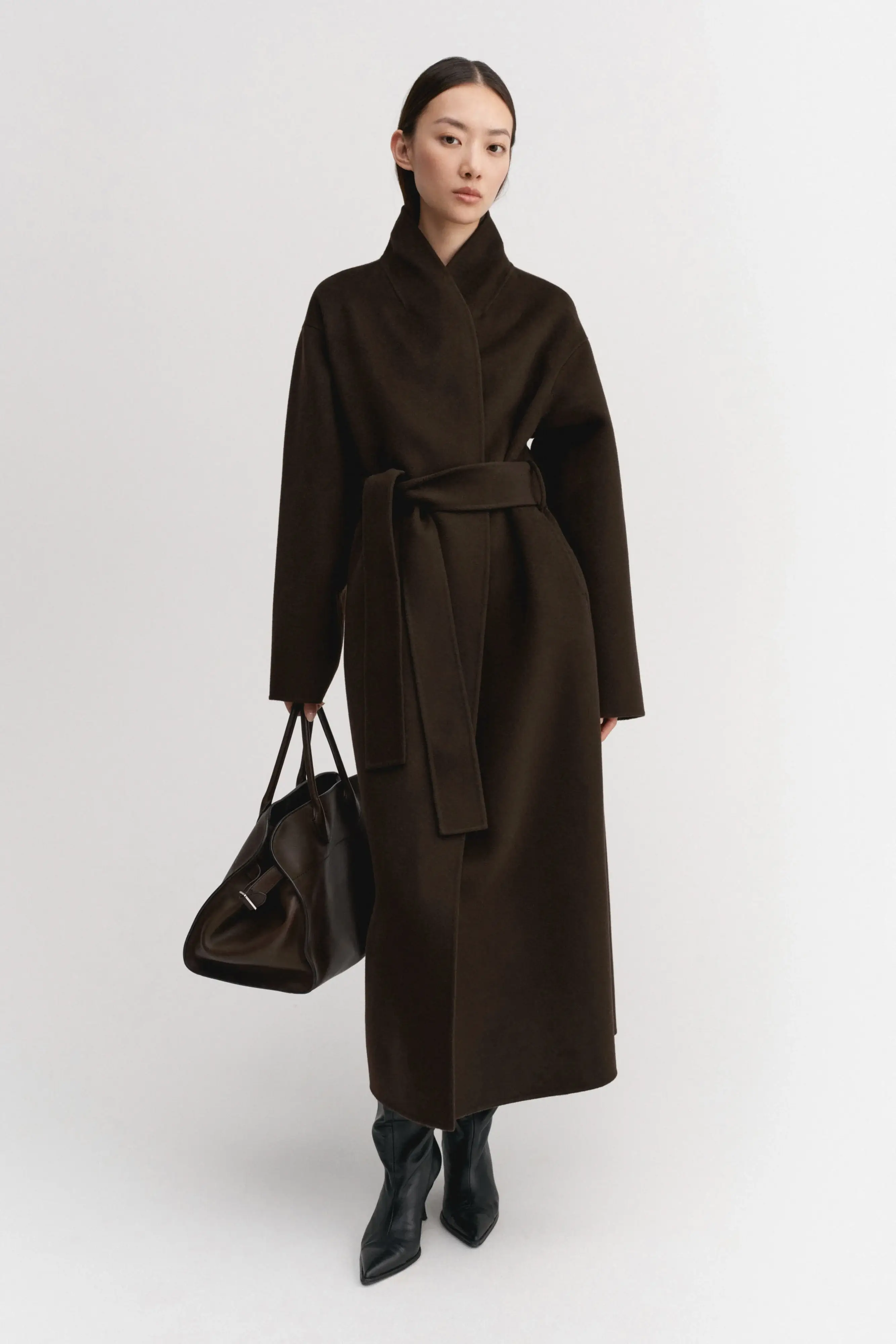 Almada label brown mara coat