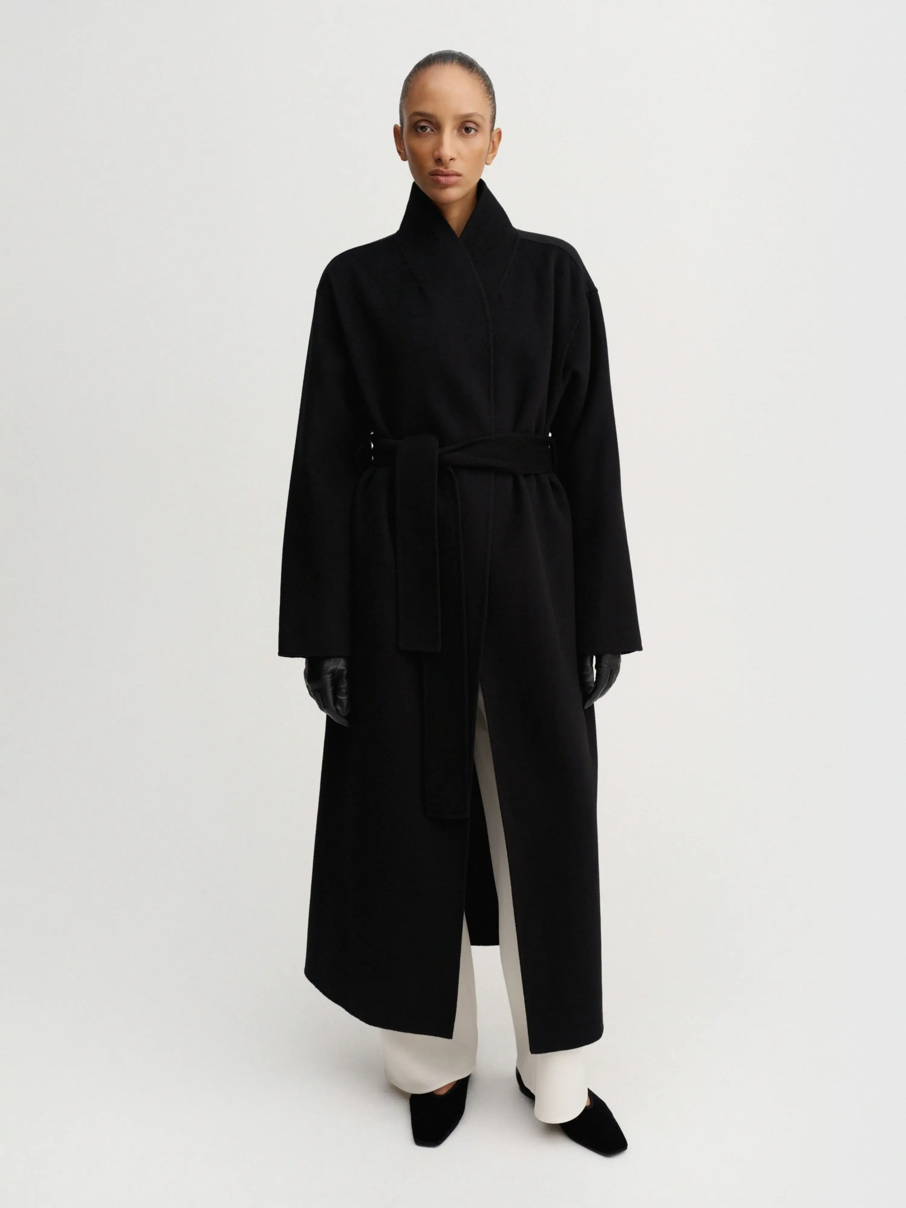 Almada black double coat