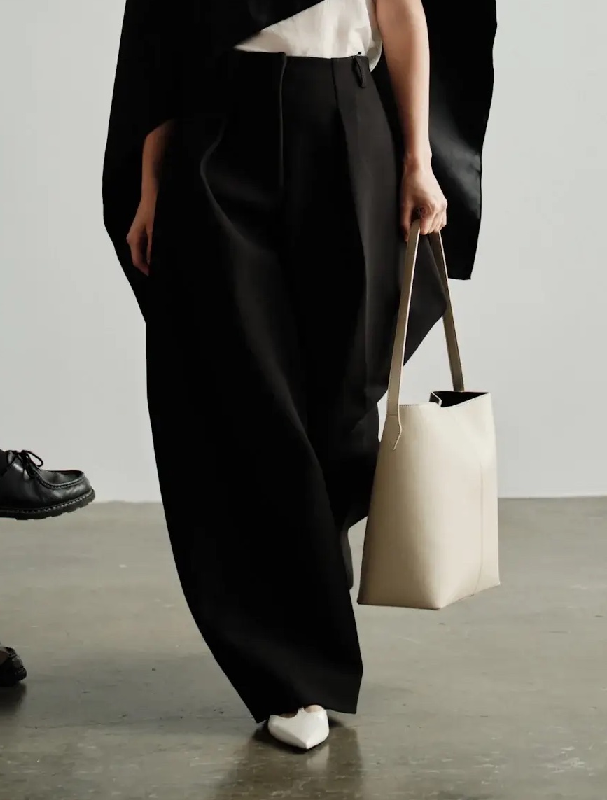 Freja kaia tote bag