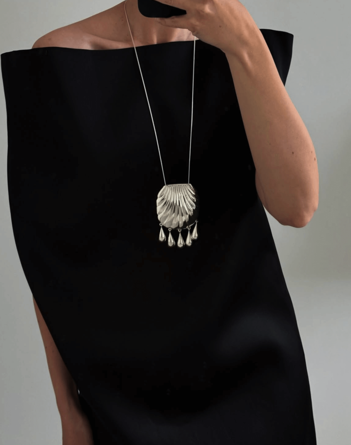 Juju Vera Petra Shell necklace silver