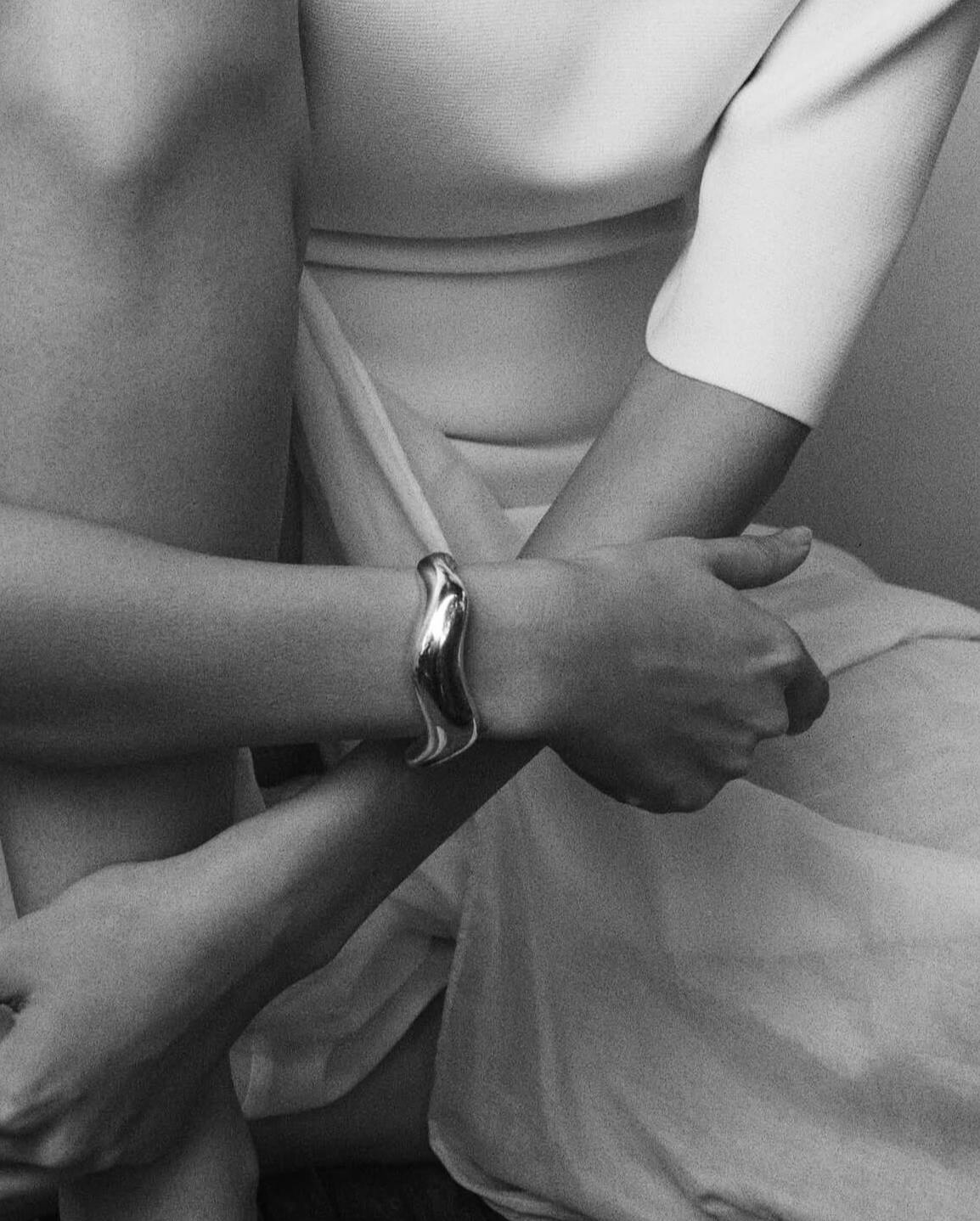 Agmes astrid silver cuff