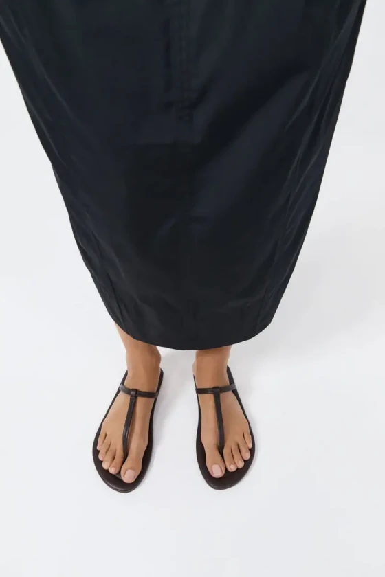 St Agni T Slide brown sandals