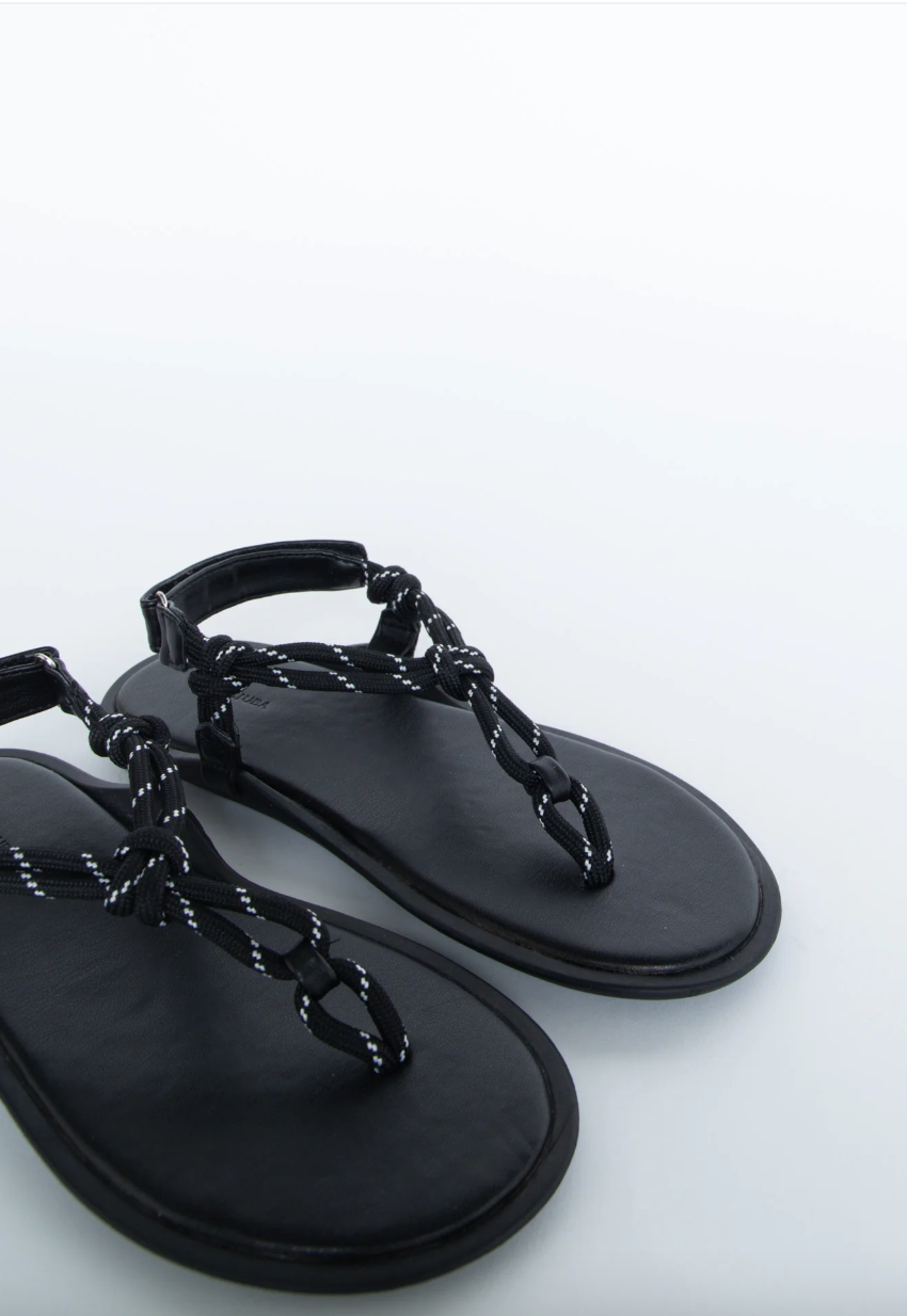 Decjuba black stacy rope sandal
